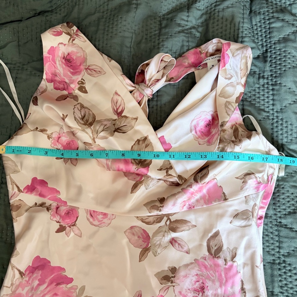 VINTAGE 2004 Y2K Silk Floral Top - Picture 7 of 9
